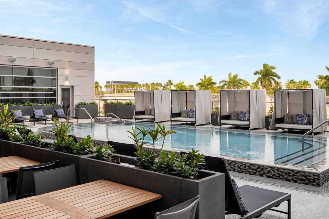 Ac Hotel By Marriott Miami Dadeland Kültér fotó